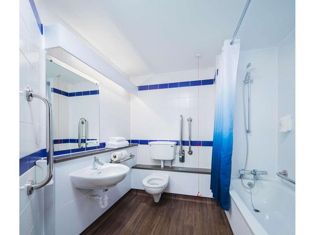 Travelodge Bath Central Chambre photo