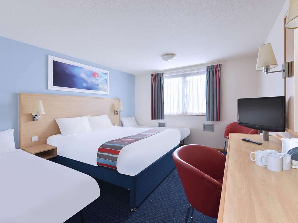 Travelodge Bath Central Chambre photo
