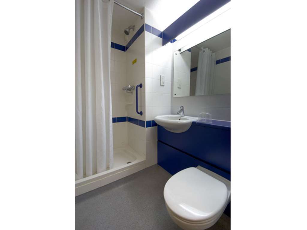 Travelodge Bath Central Chambre photo